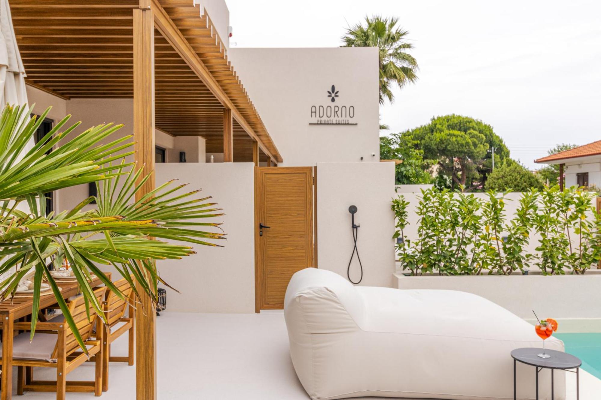 Adorno Private Suites Only Adults & Kids 12 Plus Vrasná 外观 照片